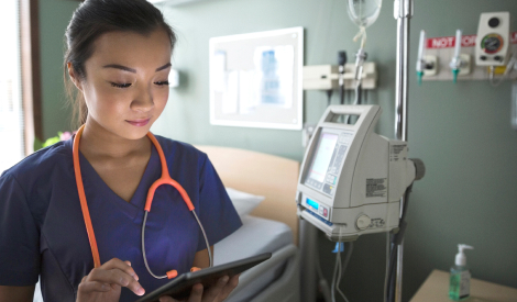 nurse working at the hospital